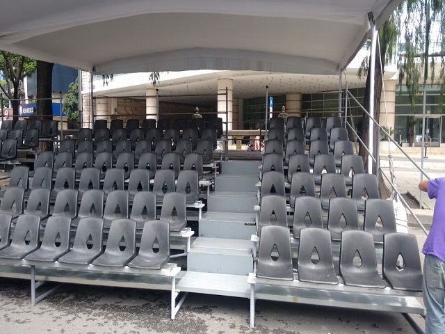 RENTA DE GRADAS Y VALLAS PARA EVENTOS MASIVOS